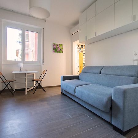 Zumbini44 - Navigli Cozy Flat Apartment Milan Bagian luar foto