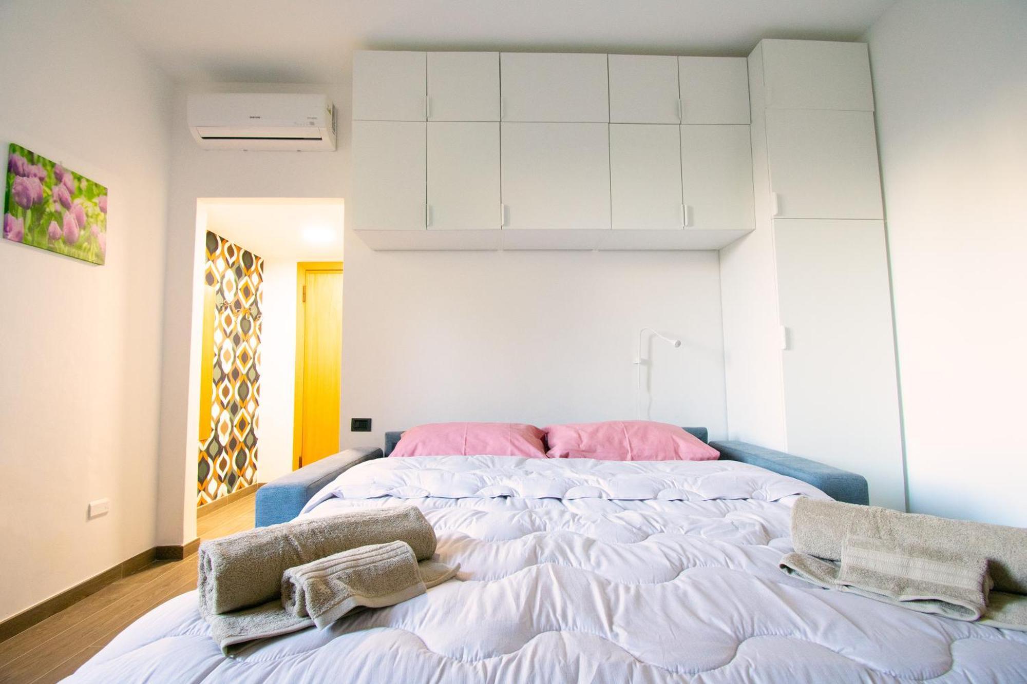 Zumbini44 - Navigli Cozy Flat Apartment Milan Bagian luar foto