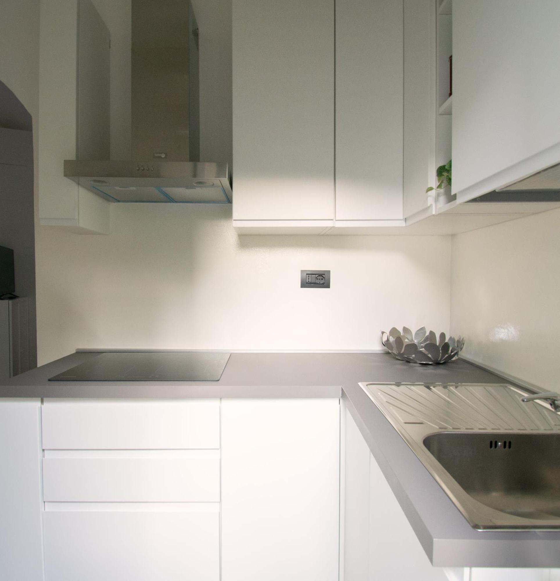 Zumbini44 - Navigli Cozy Flat Apartment Milan Bagian luar foto